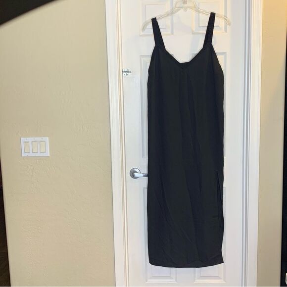 Forever 21 Plus Woven Black Sleeveless Dress Front Slit Size 2X - Picture 9 of 10